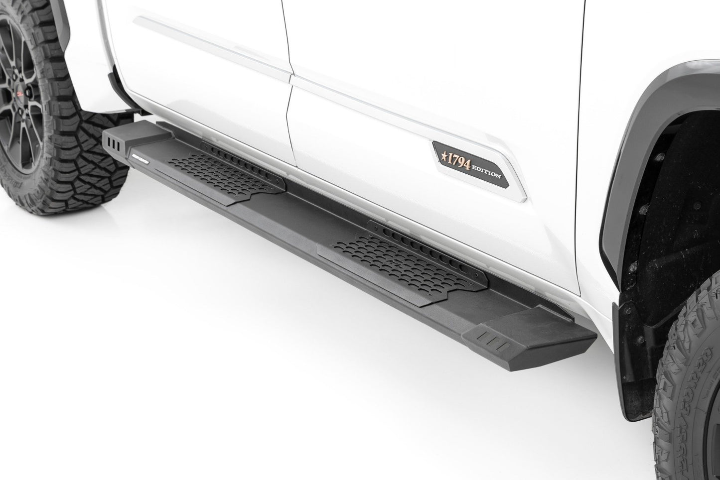 HD2 Running Boards | CrewMax | Toyota Tundra 2WD/4WD (2022-2023)