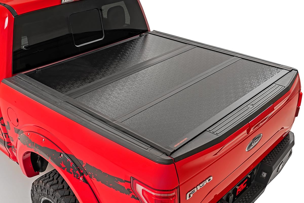 Hard Low Profile Bed Cover | 6'10" Bed | Ford Super Duty (17-23)